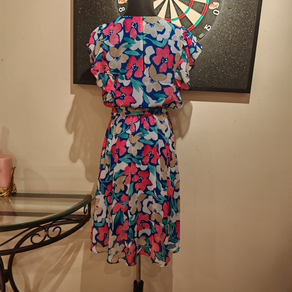 Calvin Klein Floral Dress - Picture 13 of 16